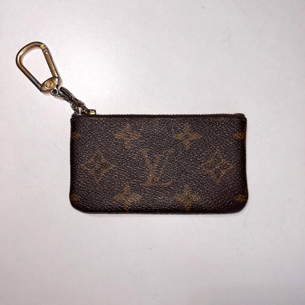 Lous Vuitton Key Pouch